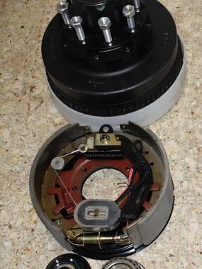 🔥 12K Trailer Hub + Drum + Electric Brake (Right Hand)
💰 $400